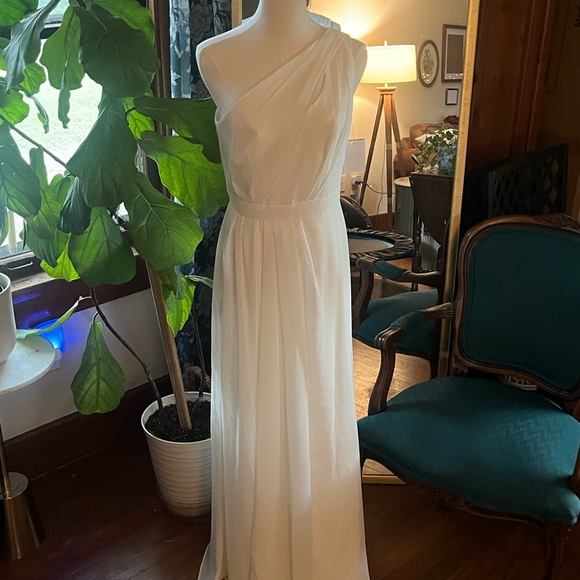 ✨NEW David’s Bridal dress - IVORY✨ - Picture 1 of 8